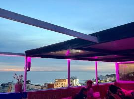 Ami d'or Hostel, ubytování v soukromí v destinaci Taghazout