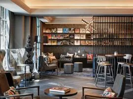 Renaissance Los Angeles Airport Hotel
