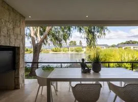 Luxury Lodge 5F, Pearl Valley Golf Estate