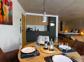 Adlerhaus, Gartenwohnung -410-