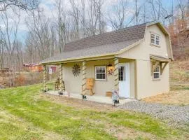 On 40 Acres Charming Cabin in Zanesville!