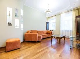Kyiv Sheikh's Apartments
