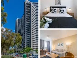 XPCE URBAN 3 Malaga Skyline - Parking Free