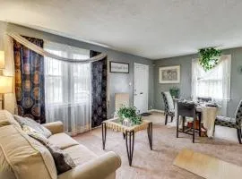 8 Mi to Washington, DC Pet-Friendly Maryland Home