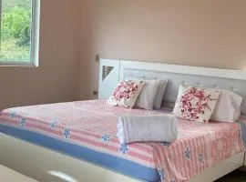 Alojamiento en Lago Calima, chalets de montaña con piscina y jacuzzi