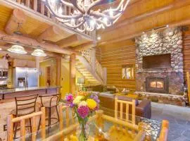 Secluded Traverse City Retreat 11 Mi to Downtown!