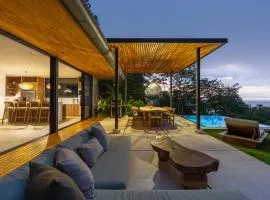 Villa Koa - Your Tropical Retreat
