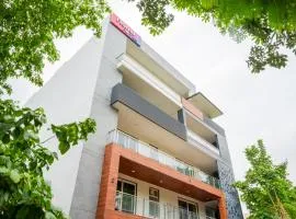 Housr 1RK & 1BHK Apartment Sector 28 Near Galleria Market