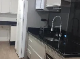 Apartamento completo,com ar condicionado,400 m do centro