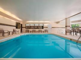 Courtyard by Marriott Springfield, hotel poblíž Capital Airport - SPI, Springfield