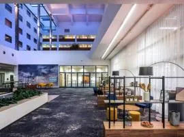 Courtyard by Marriott Prague Airport