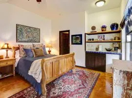 River Lodge- Frio Suite