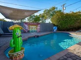 Basketball Court & Heated Pool, 1 Mi To Old Town!
