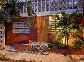 Local Living Charm & Rooftop