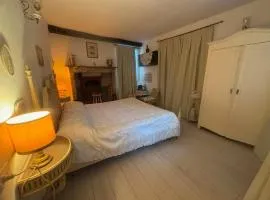 Ca' Pelitti Camera con camino