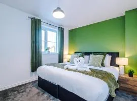 Saint Helens Spacious 3BR Olive Suite Sleeps 7