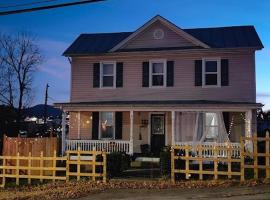 Moroccan Pearl Luray VA, hotel in Luray