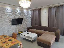 Elira 2 chambres rez-de-chaussée, hotel u gradu Kinšasa