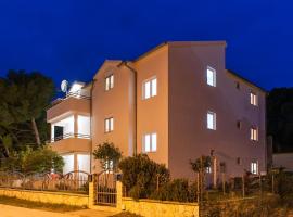 Apartments Maras, hotel i Šibenik