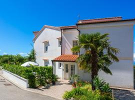 Apartments by the sea Njivice, Krk - 5295