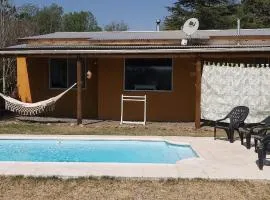 Casa con piscina y vista