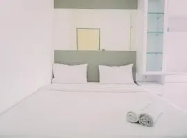 Scenic and Homey 2BR Apartment M-Town Residence near Mall By Travelio