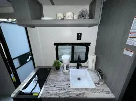 Lovely Deluxe Trailer Experience 3BD