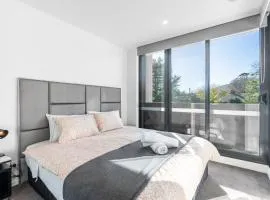 Modern Apartment next to Canberra Centre