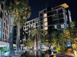 The private Paradise Two-bedroom condo Only women, shared accommodation, Hotel in Pattaya North