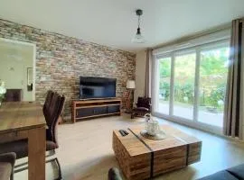 Comfortable apart with piano, terrace and parking