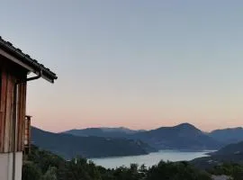 T2 vue lac serre ponçon piscine & tennis