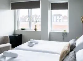 Suite W Private Bathroom And Kitchen Access, Wifi