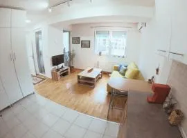 Oleander Apartment