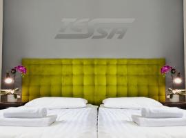 Pokoje Gościnne Tessa, nhà nghỉ dưỡng ở Chełm