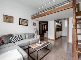 Unique Downtown Home with Steam Sauna & Free Parking