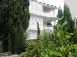 Apartments Paska Preko