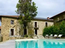 Villa Leonetti B&B - Restored Stone Villa - UNESCO Langhe Region