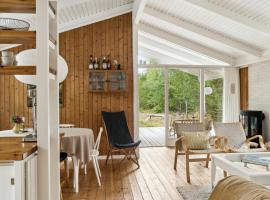 Authentic Holiday Home Idyll Near Beach And Forest, hotel a Ålbæk