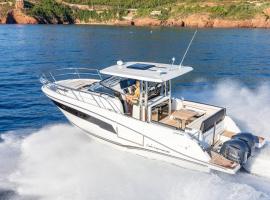 Luxury Yacht stay, Hotel in Dubrovnik