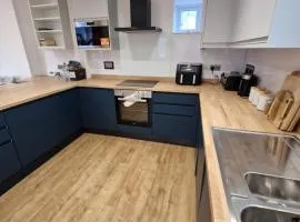 Alex, mornflake, train station, M6, parking, professional