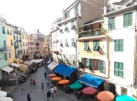 Vintage Flat Ligurian's style