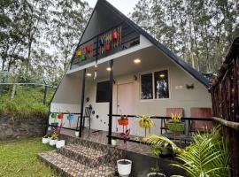 IInfinity Kodaikanal, ubytování s lázní onsen v destinaci Kūkkāl