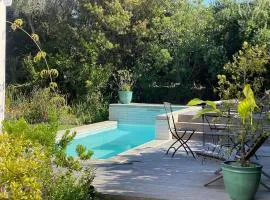 Secret Garden Villa - 3BD with Pool & Ocean Peek