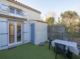 Issé IO - Maison à proximité de la plage