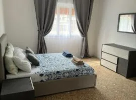 Venice grey apartment