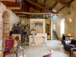 Casa Baladin camere di Charme, khách sạn ở Piozzo
