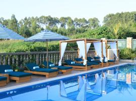 Theron Leisure Park & Residences, hotel v destinaci Kalungu