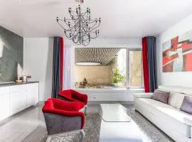 Home in Paris Marais Elegant Flat in Old Paris