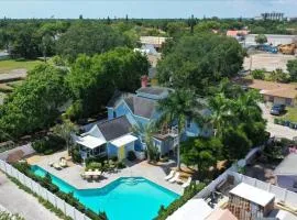 Large Heated Pool Family - 3500 sqft - Sleeps 17