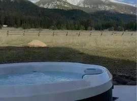 Calowahcan Cabin New Hot Tub